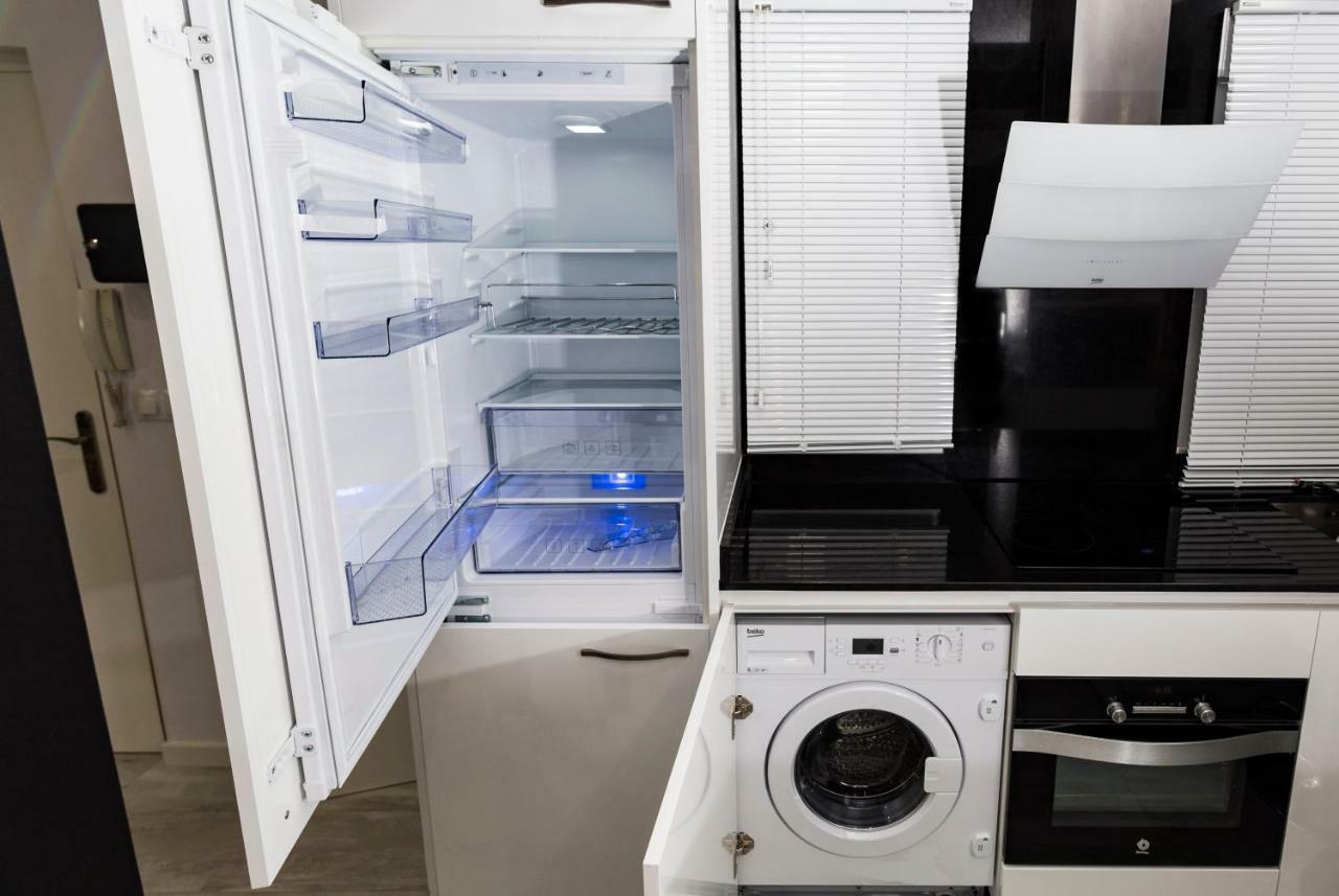 Rent Apartment And Flat ซาลามังกา ภายนอก รูปภาพ